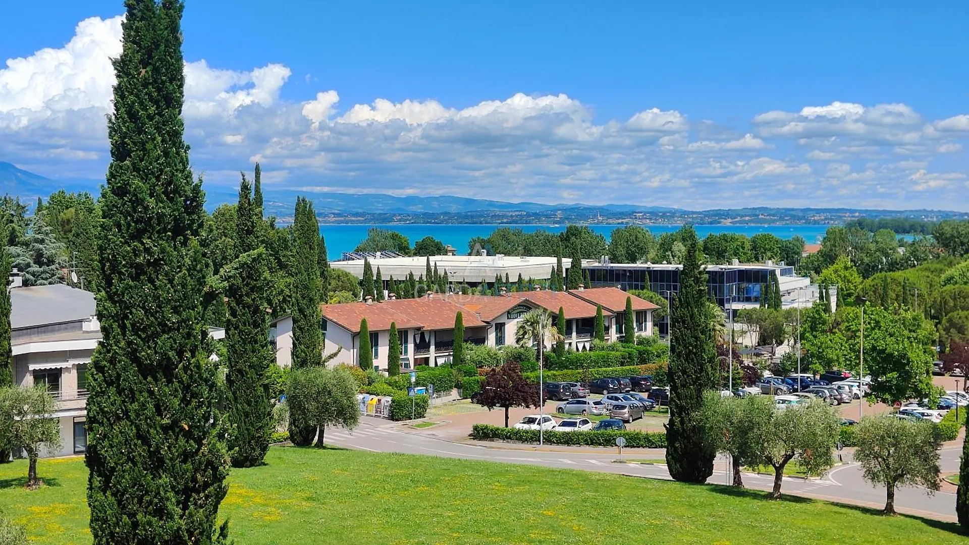 Ossidiana Apartment - Vista Lago - Centrico Σιρμιόνε