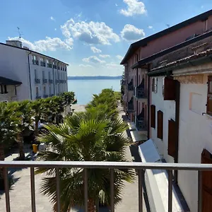 Mavino Apartament
